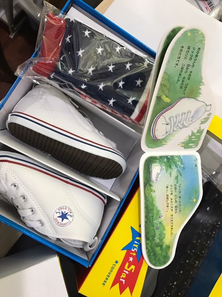 รองเท้าสุดเท่ห์สำหรับเด็ก Converse รุ่น First Star - Optical White