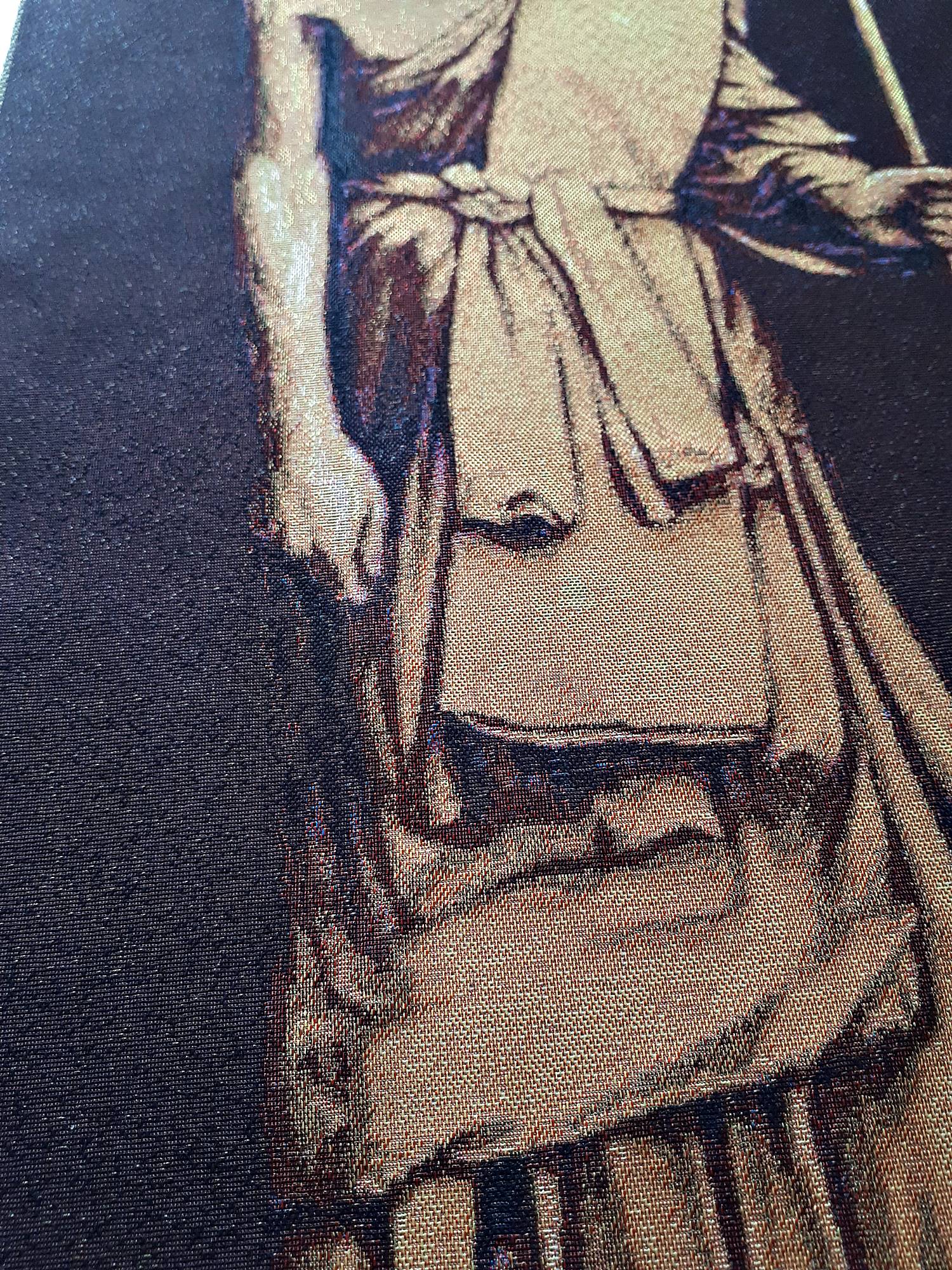 รูปภาพ หลวงปู่ศุข วัดปากคลองมะข่ามเฒ่า ยืนถือไม้เท้า ผืนใหญ่(สูง27นิ้ว กว้าง11นิ้ว) เนื้อผ้าอย่างดี ปี2561 #รับประกันแท้