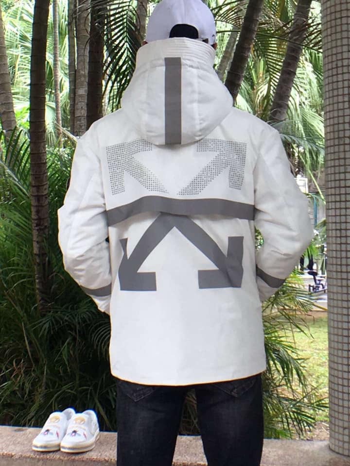 เสื้อกันหนาวOff-White Jacket
