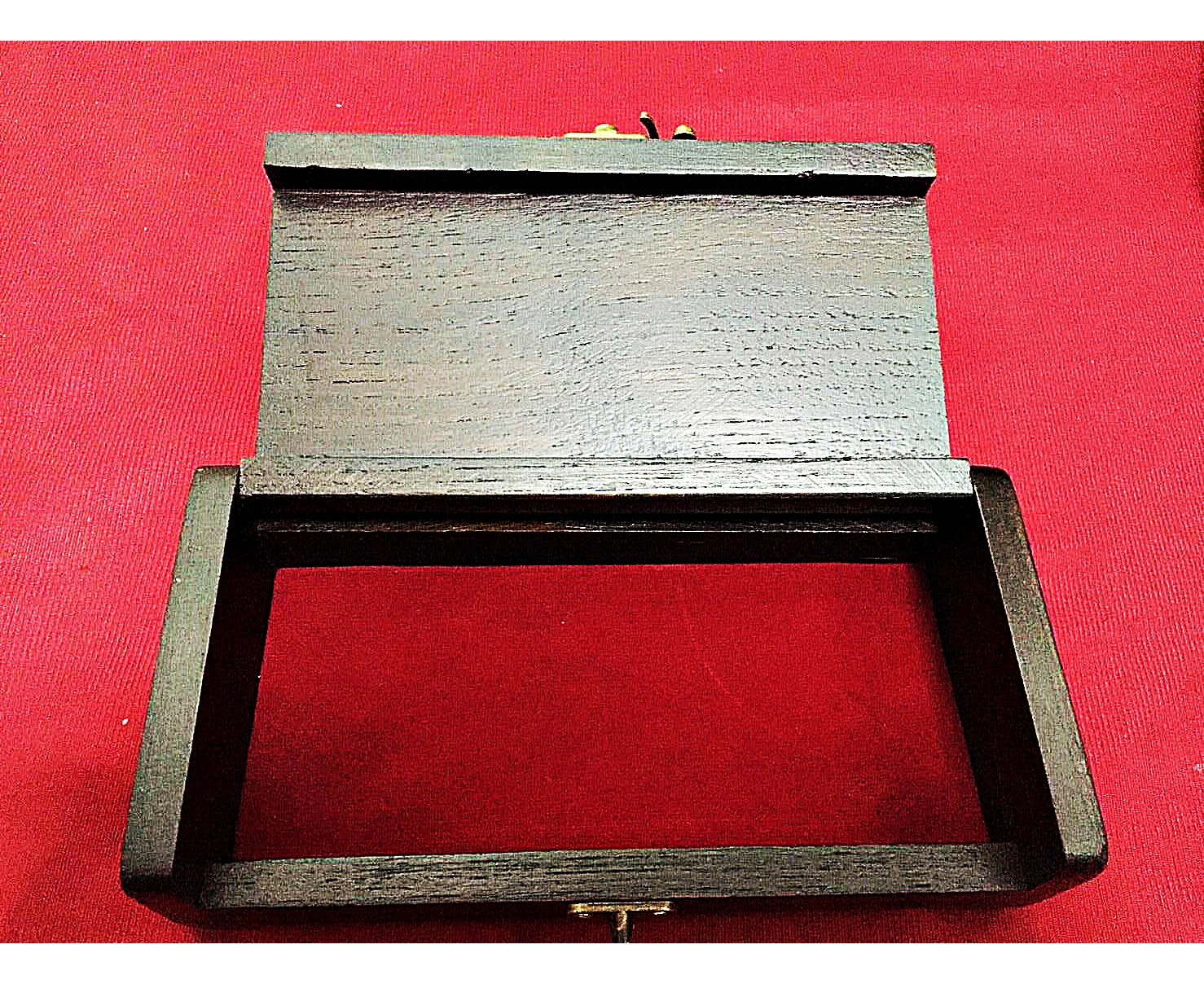 กล่อง หีบตลับกลัก เนื้อไม้สัก วาดลายดอกบัวขาว(งานฝีมือ) (ก9×ย18×ส5ซม) (ความหนาเนื้อไม้ 10มิล) - (ใส่เก็บของต่างหรือวัตถุมงคล แนวคลาสิคโบราณ วินเทจ Vintage แต่งบ้าน แต่งร้าน)