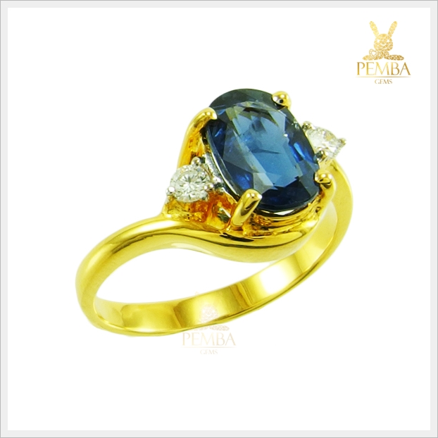 แหวนไพลินจันท์ หายาก ดีไซน์เก๋ๆ เพิ่มเสน่ห์น่าหลงใหล(สามารถสั่งทำได้ค่ะ)