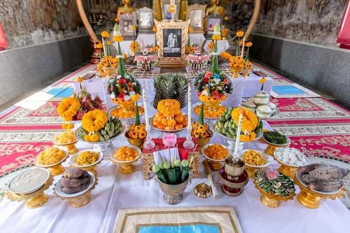 พระกริ่ง หลวงพ่อกวย ชุตินฺธโร (ฉายา "ชุ-ติน-ธะ-โร" ของ หลวงพ่อกวย แปลว่าผู้ทรงไว้ซึ่งความรุ่งเรือง ) รุ่นแรก เนื้อทองลำอู่+เนื้อชนวน (ชุดกรรมการ) ปี2565 #รับประกันแท้ - หลวงพ่อกวย วัดโฆสิตาราม