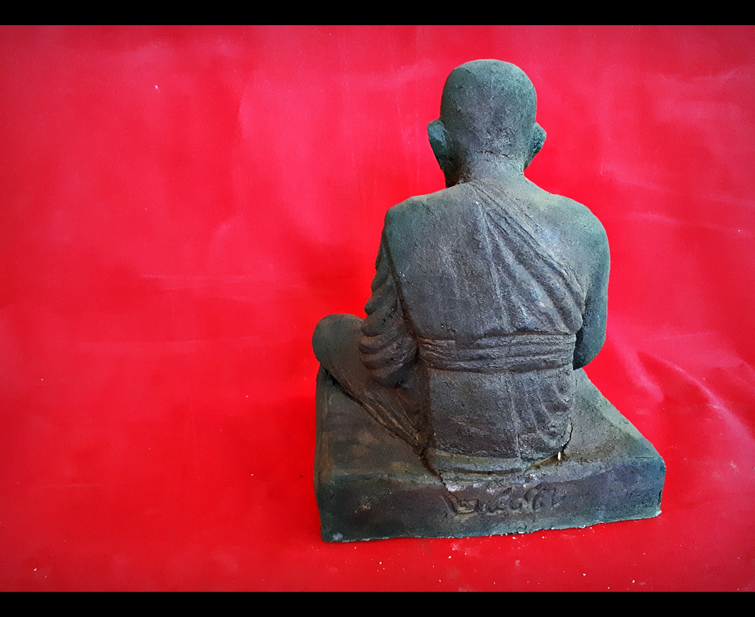 หลวงปู่ทวด เนื้อว่านมงคล ขนาดบูชา หน้าตัก 9นิ้ว