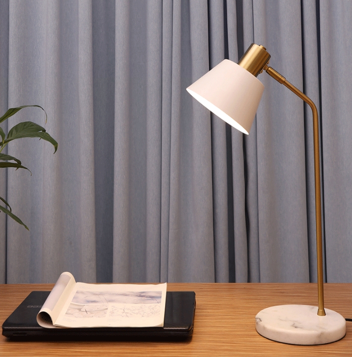 โคมไฟตั้งโต๊ะ Simple Nordic ฐานวางหินอ่อน [KLD-DT-8009]