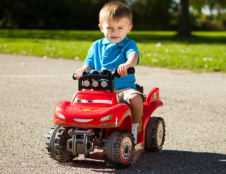 รถแบตเตอรี่สำหรับเด็กเล็ก Kid Trax Disney / Pixar Cars2 RS500 6V Quad Powered Ride-On