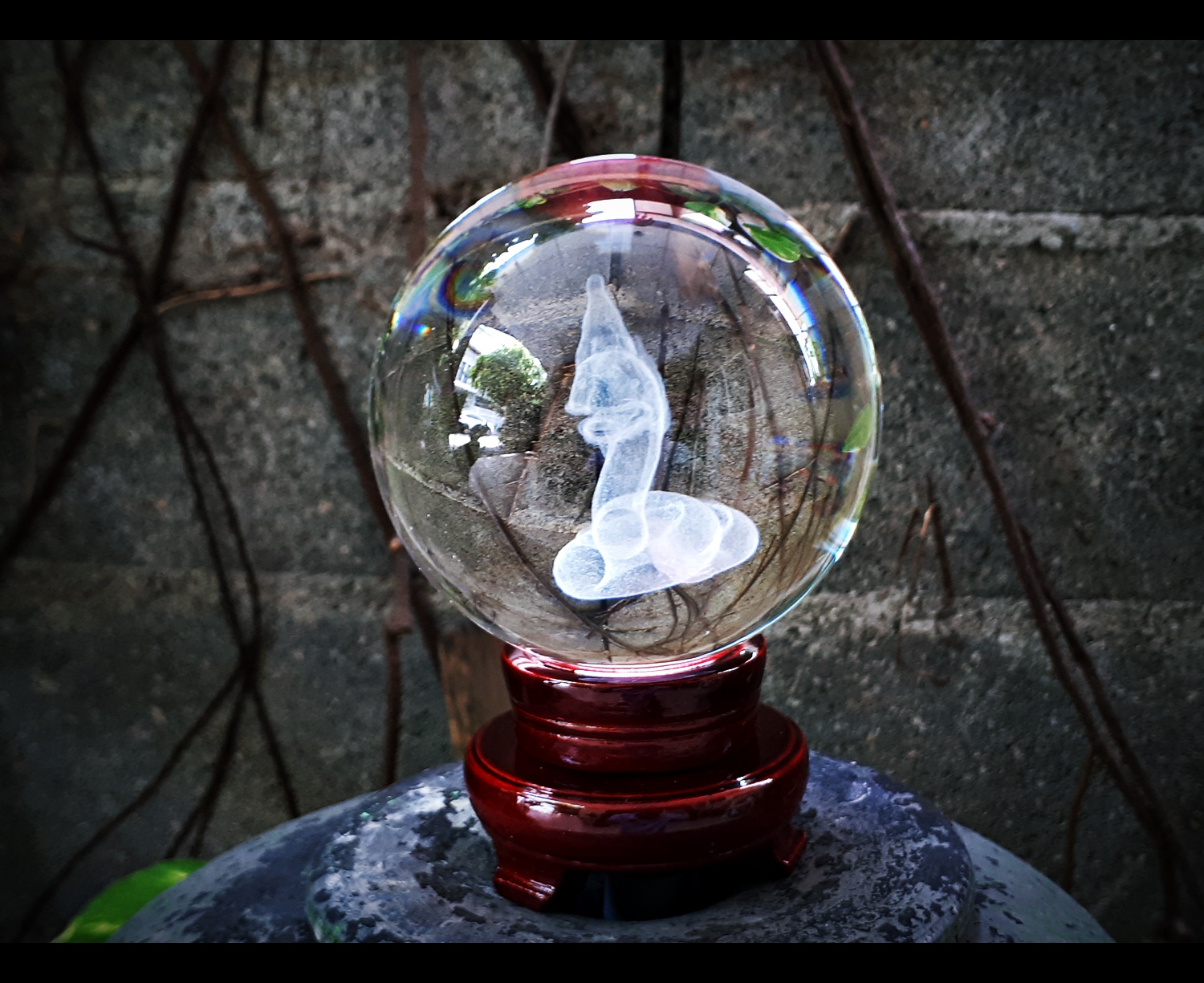 ลูกแก้ว ลาย พญานาค 3มิติ ขนาด 10ซม (4นิ้ว) 15ซม (6นิ้ว) และ 20ซม (8นิ้ว) พร้อมฐานตั้งรองไม้ หมุนรอบด้านได้