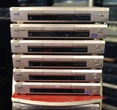 ชุดเครื่องเล่น VDO, VCD, DVD