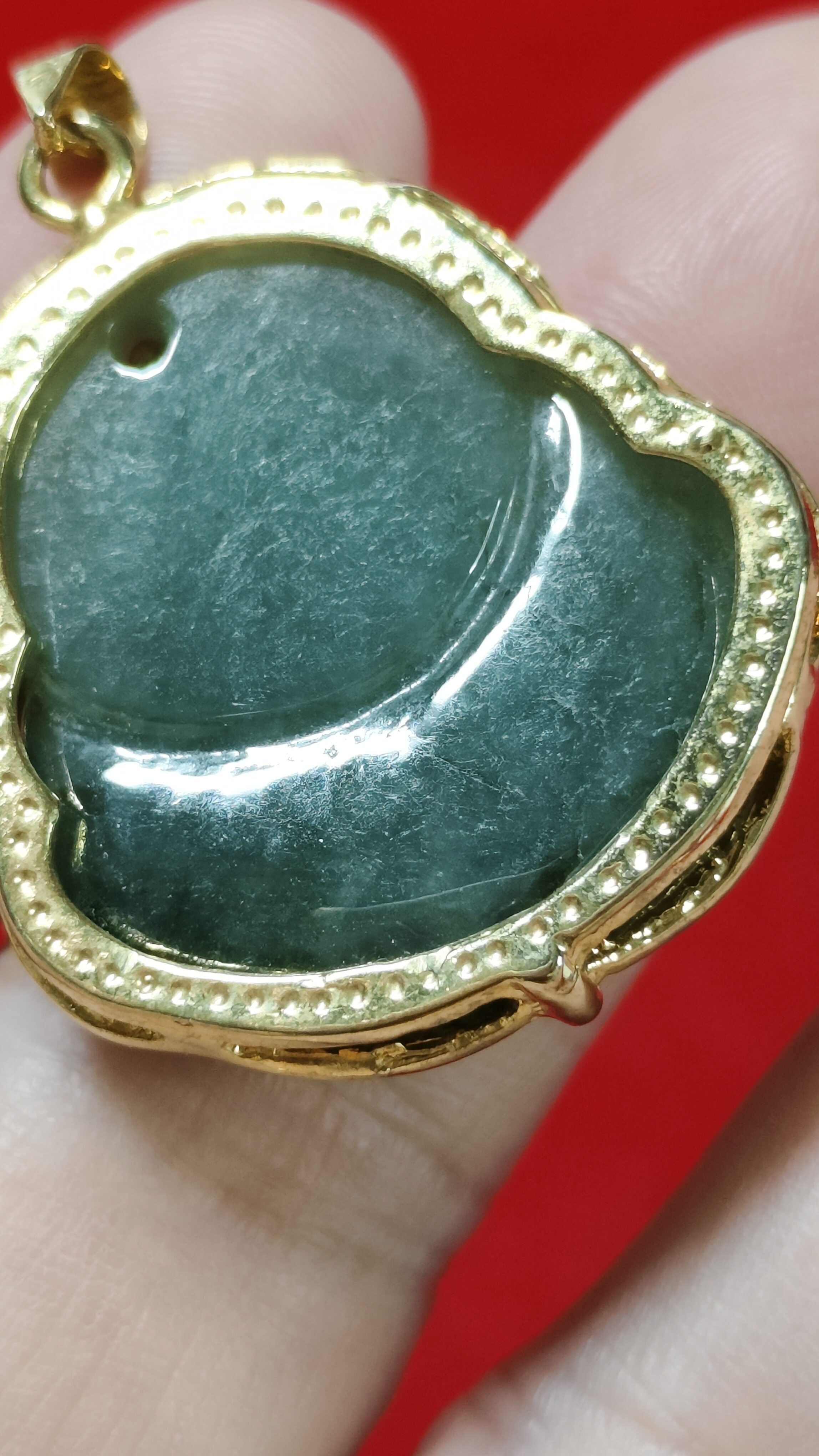 #จี้หยกเนื้อแก้วแกะพระสังกัจจายน์ C-035