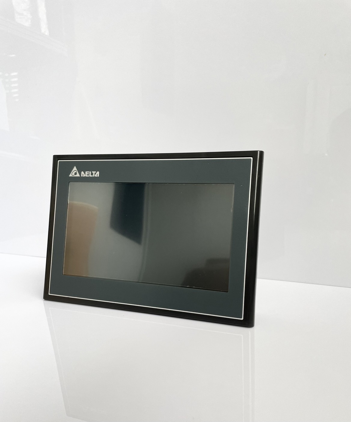 Delta HMI DOP-100 Series Model:DOP-107WV 7"More than 1 COM port + 1 Ethernet port