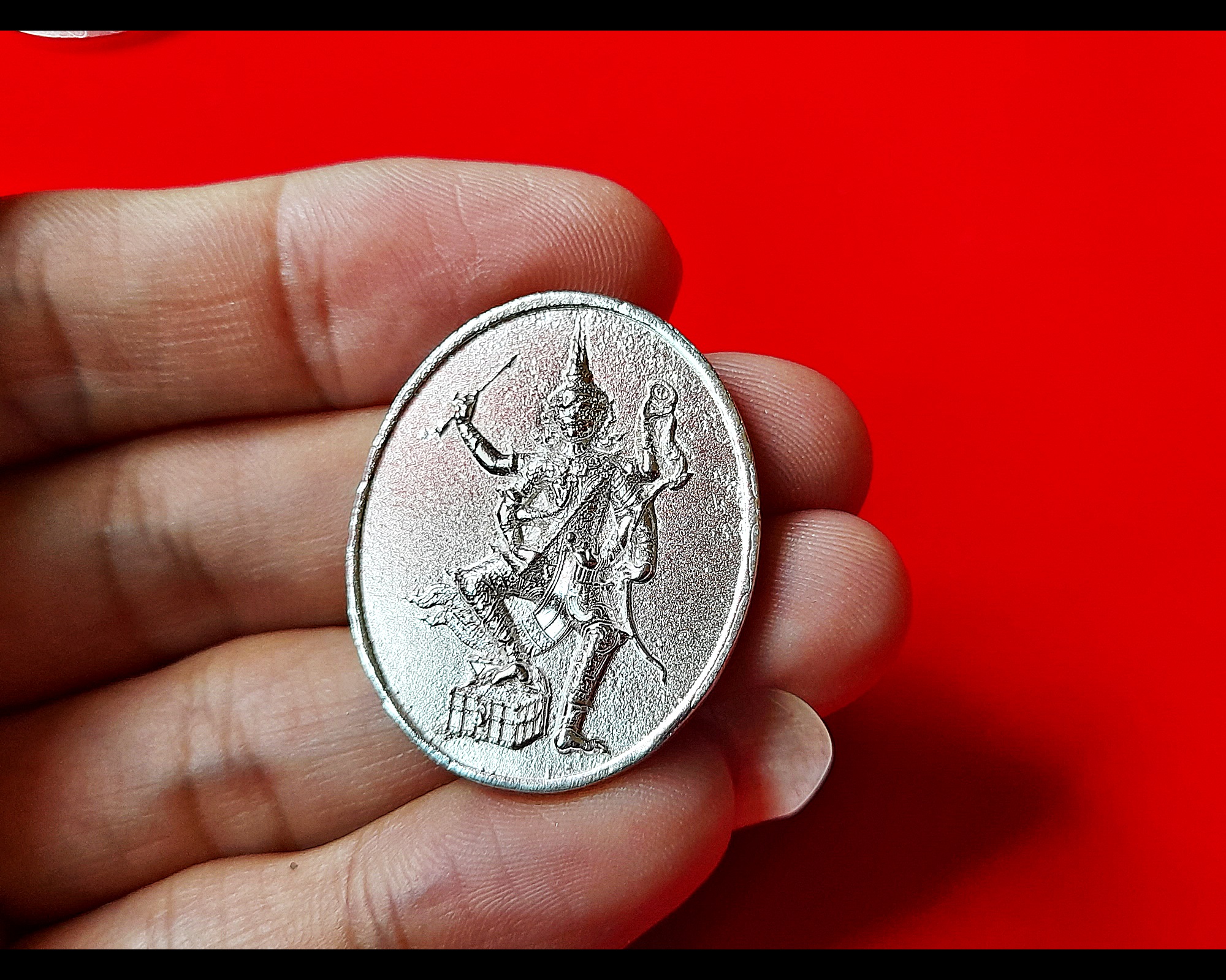 เหรียญ ท้าวเวสสุวรรณ 6กร เนื้อเงินแท้ ปี2564 (หล่อโบราณ) #รับประกันแท้