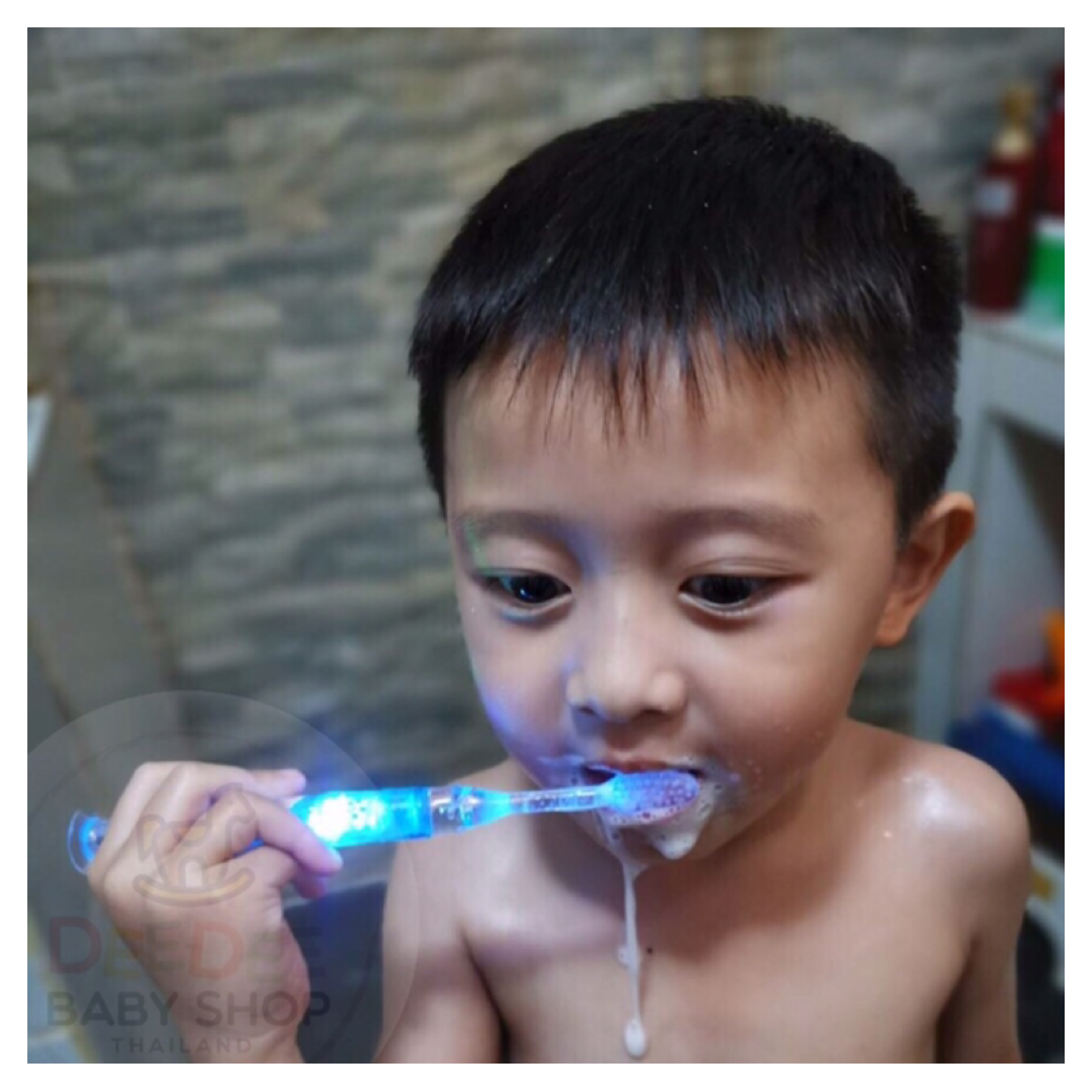แปรงสีฟันพร้อมแสงไฟบอกเวลา KOKOMO Paw Patrol Battery-Operated Flashing Toothbrush