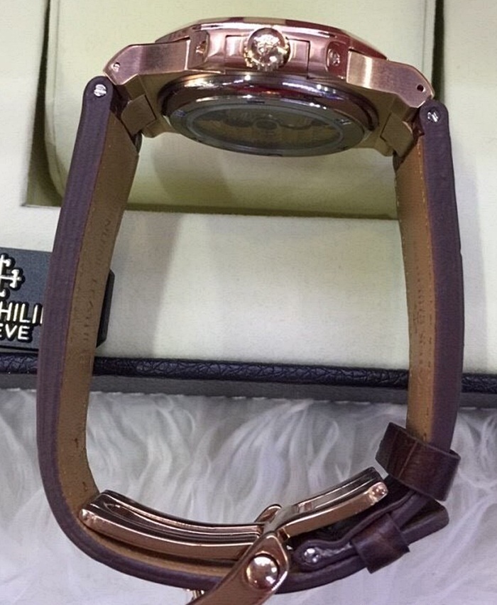 นาฬิกา Patek Philippe รุ่น Nautilus สี Pink Gold สายหนังสีดำ