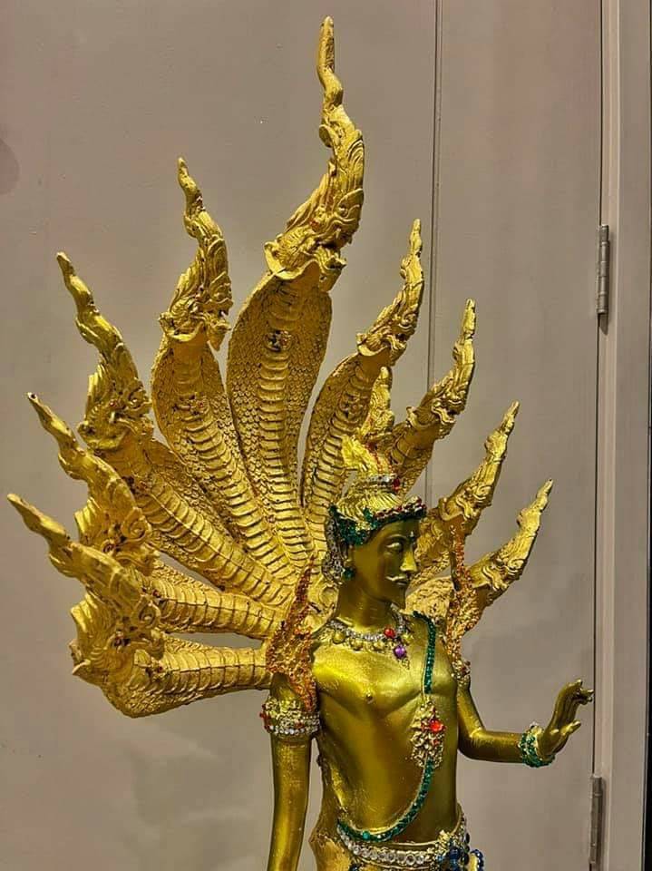 รูปหล่อ ท่านปู่ท่านย่า พญานาคราช ปางกายมนุษย์(คู่ชายหญิง)นาคปรก9เศียร เนื้อไฟเบอร์ (ขนาดใหญ่ตั้งบูชา สูง70ซม)