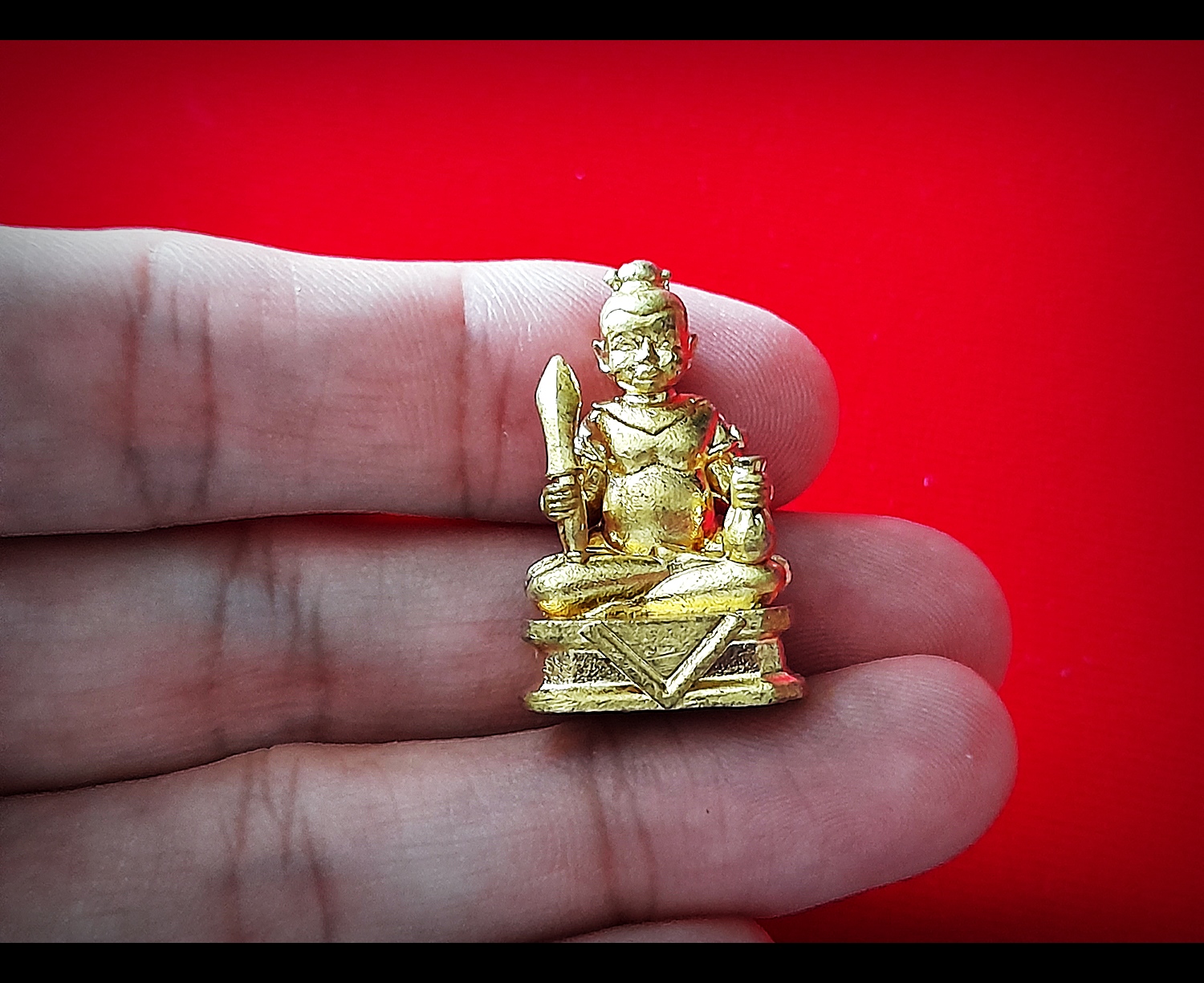 กุมาร เทพฤทธิ์เรียกทรัพย์(ซ้ายถือพระขรรค์ ขวาถือถุงเงิน) เนื้อชนวน ฐานบรรจุมวลสาร ปี2564 #รับประกันแท้