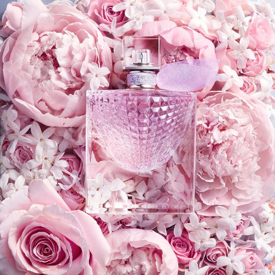 (กล่องเทสเตอร์ ลดพิเศษ 45%) Lancome La Vie Est Belle Flower of Happiness EDP 75mLน้ำหอมที่สะท้อนตัวตนของผู้หญิงทุกคนผ่านรอยยิ้มแห่งความสุข ให้คุณได้สัมผัสกลิ่นหอมอันรื่นรมย์ที่ช่วยเปล่งประกายความสุขขั้นสุด