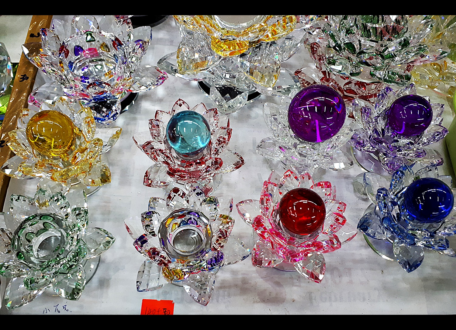 ฐานวางลูกแล้ว ขาตั้งที่วางลูกแก้ว ฐานคริสตัลกลีบดอกบัว2ชั้น คละสีต่างๆ หลากสี หลายขนาด (ขายปลีก ขายส่ง)