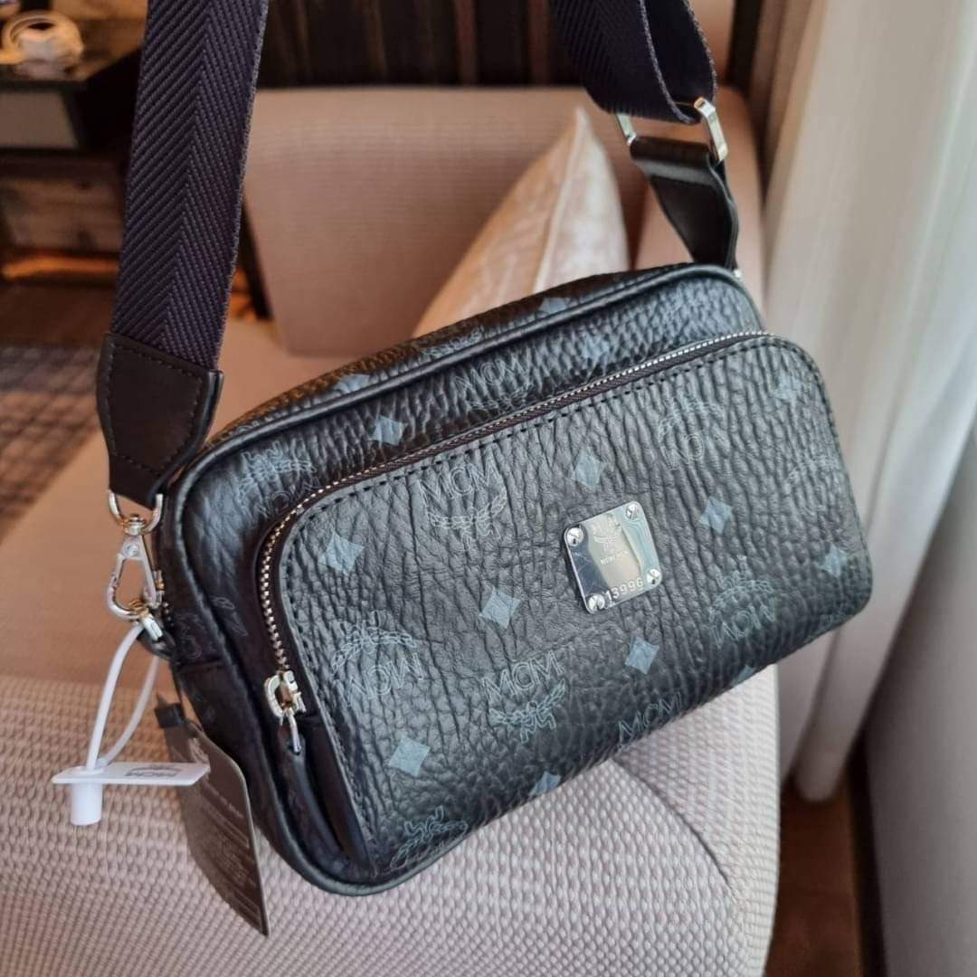 MCM KLASSIK CROSSBODY BAG (แอดไลน์ก่อนสั่งซื้อ)