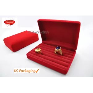 กล่องกำมะหยี่ สำหรับใส่แหวน ได้ 25-40วง จำนวน 1 กล่อง เกรดA ฟรีส่ง