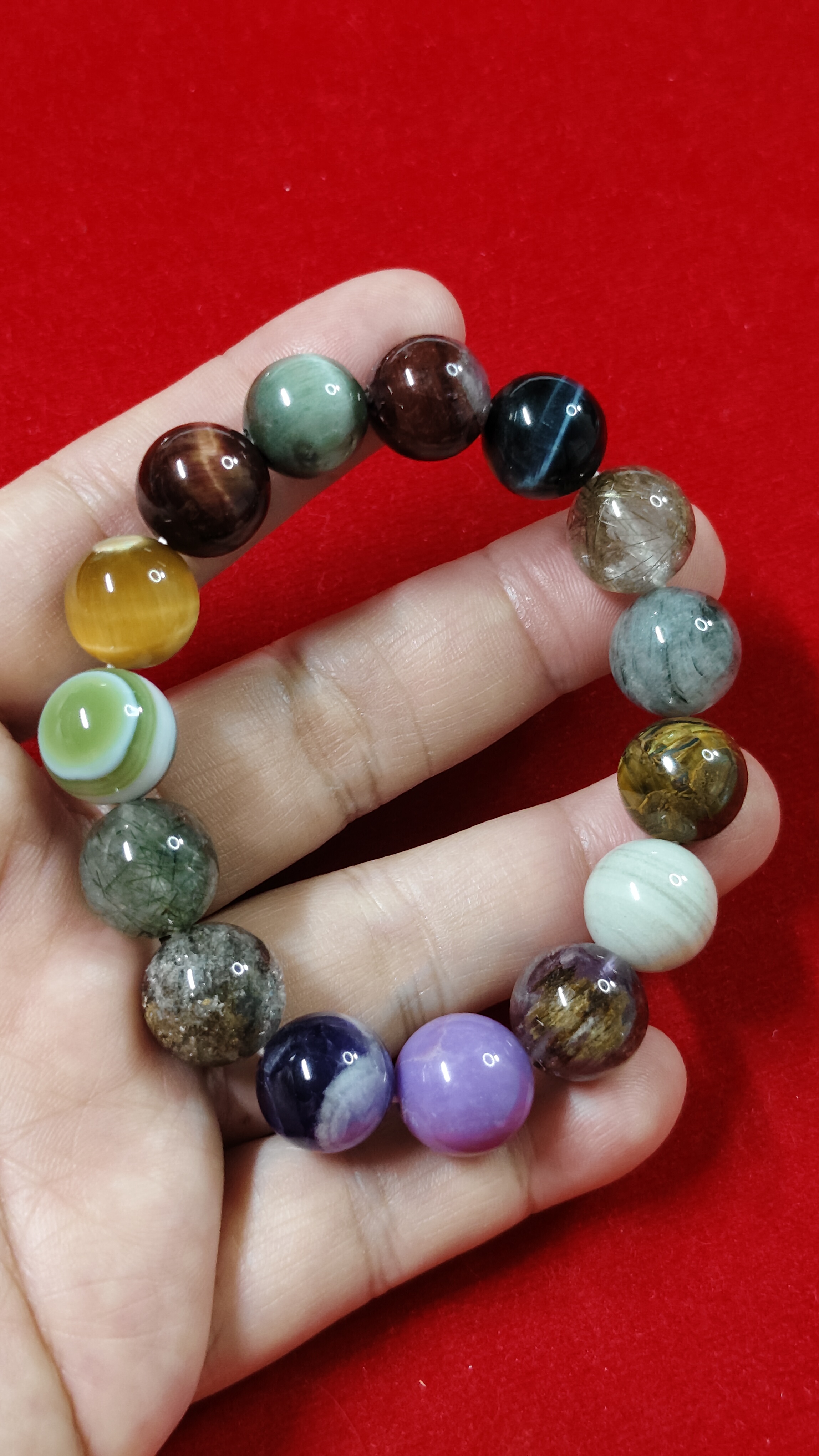 #ข้อมือรวมหิน 15 ชนิดร้อยเอ็นยืดรหัสbh-0007