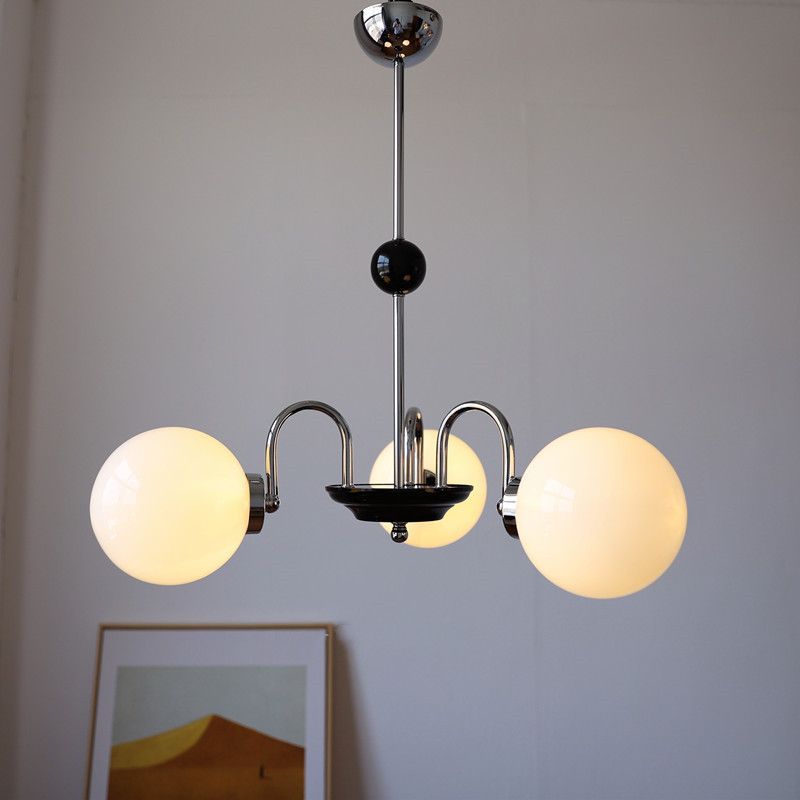 โคมไฟแขวนเพดาน Medieval French glass โป๊ะโคมทรงกลมสีขาวนม [AL-6464]