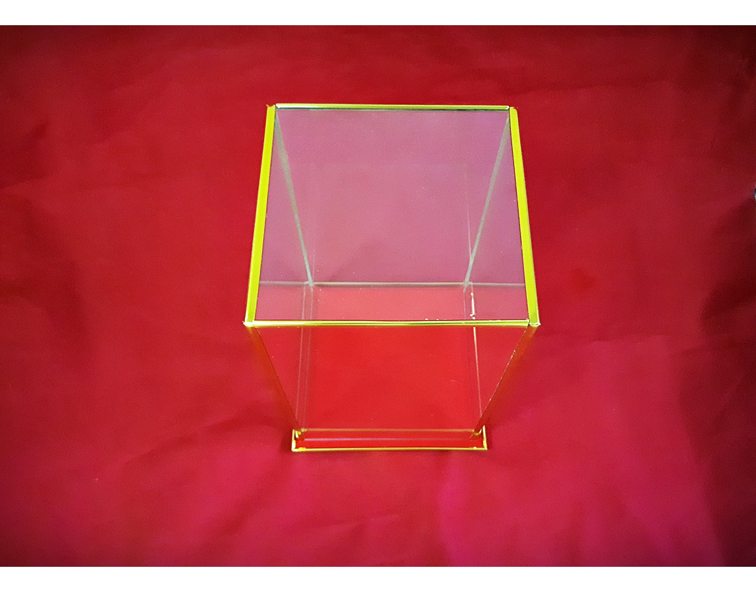 ตู้ครอบแก้วกระจก ทรงสี่เหลี่ยม ครอบใส่ พระพุทธรูป วัตถุมงคล หน้าตัก5นิ้ว (ราคา ขายปลีก ขายส่ง)