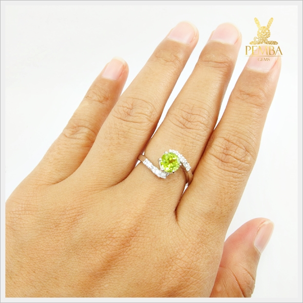 แหวนเพริดอตแท้ สีเขียวสด เงินแท้925 แหวนพลอยแท้