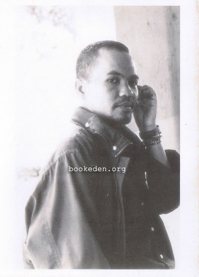 MEMORY IN APRIL : Postcards Collection from Niwat Buddhaprasart