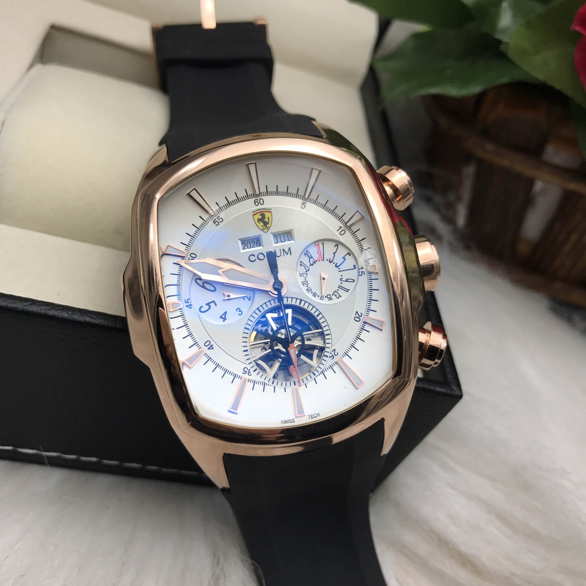 นาฬิกา Corum Ferrari Automatic Body Swiss Pink Gold สายซิลิโคน หน้าขาว