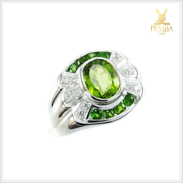 แหวนเพริดอตแท้ สีเขียวสดสวยใส เงินแท้ ชุบทองคำขาว แหวนพลอย