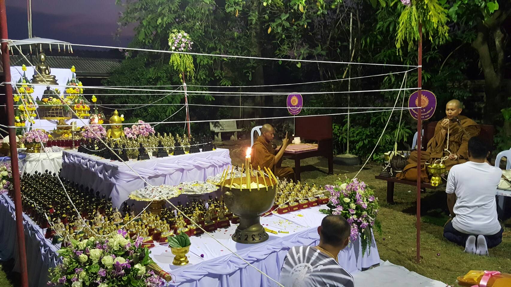 กุมารทอง อมตฤทธิ์ เนื้อทองเหลือง อุดมวลสาร ปี2559 (ขนาดตั้งบูชา หน้าตัก4นิ้ว สูง7นิ้ว) - (หลวงพ่อรักษ์ หลวงปู่ยวง ปลุกเสก)