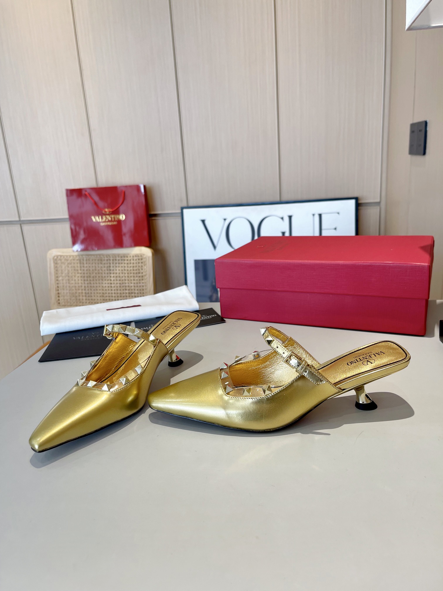 รองเท้า valen หนังแท้ size 34-42 สูง 5 cm พื้นยาง 2990 พื้นหนัง 3500