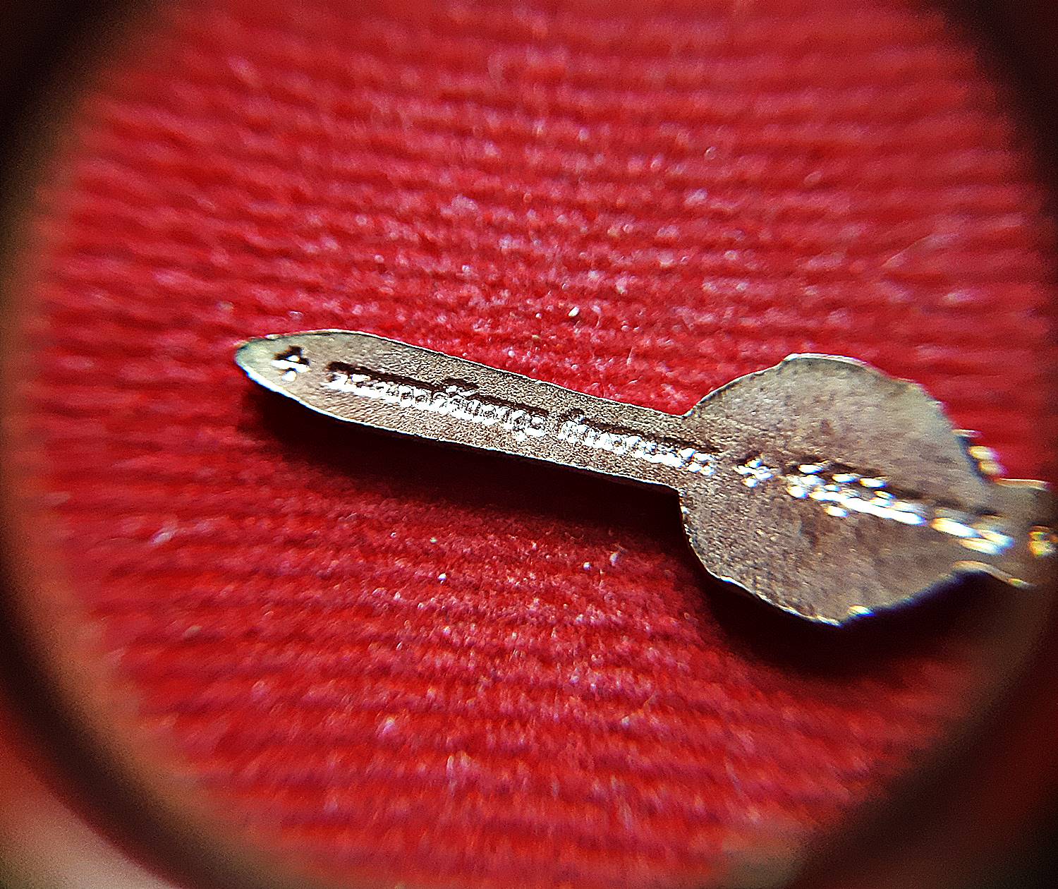 พระขรรค์ จักราวุธกำราบมาร มหาสะท้อน (ขนาดเล็ก) เนื้อทองแดงรวมมหาชนวน ปี2559