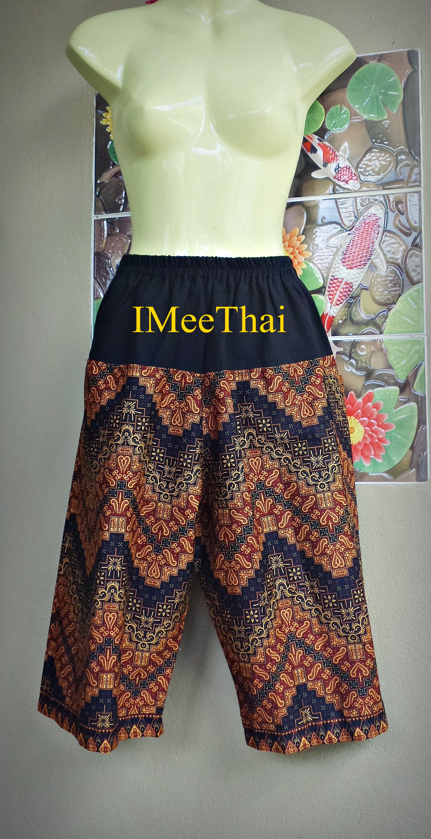 กางเกง 3 ส่วน ลายไทย สีน้ำตาลดำ