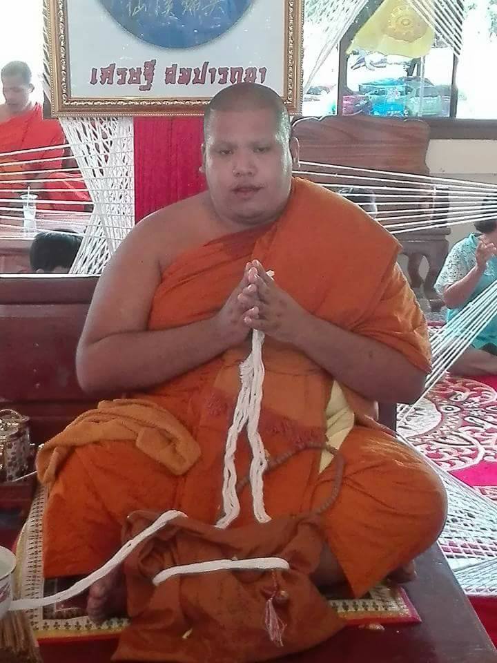 เซียนแปะโรงสี วัดศาลเจ้า รุ่นเศรษฐีสมปรารถนา ขนาดบูชา 9นิ้ว ฐานมังกร เนื้อโลหะรมดำ