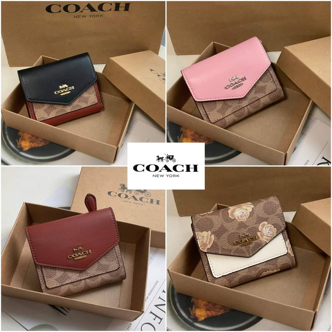 COACH SMALL WALLET IN SIGNATURE CANVAS (แอดไลน์ก่อนสั่งซื้อ)