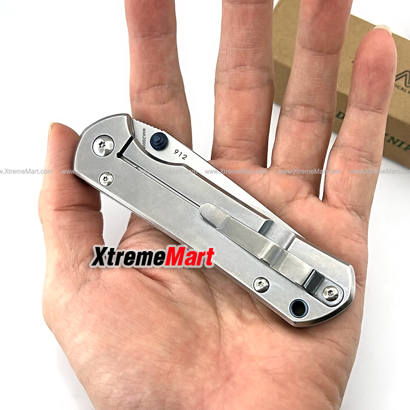 มีดพับ LAND รุ่น 912 (ล็อตใหม่ หมุดสีน้ำเงิน) ใบมีดสแตนเลส ระบบ Frame Lock Stainless Steel Folding Knife(ด้ามเงิน ใบเงิน)