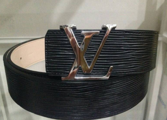 เข็มขัด lv epi ลายไม้ มีหลายสี พร้อมส่ง