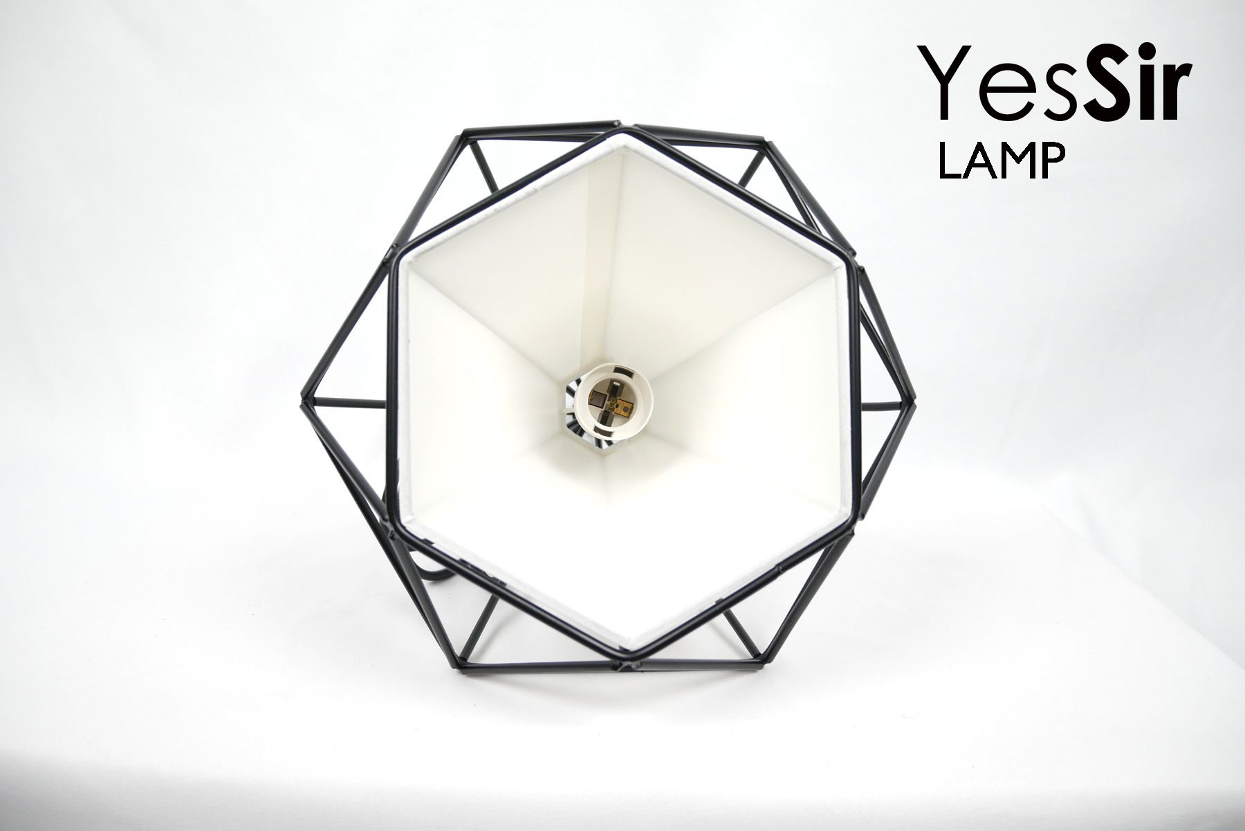 โคมไฟห้อยเพดานเหล็กดัด อเมริกัน โมเดิร์น ทรงเพชร สีดำ