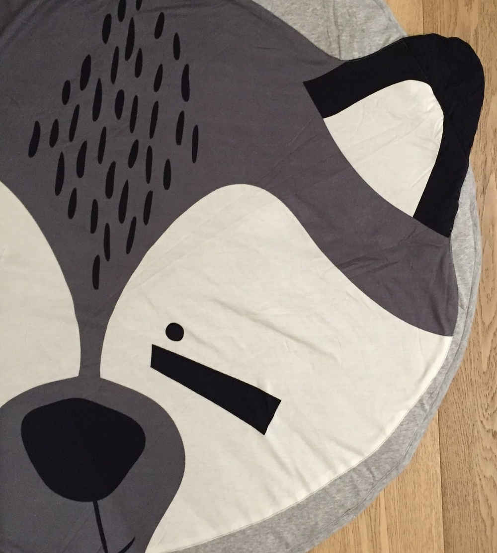 เบาะรองนอนสำหรับทารกและเด็กเล็ก Baby's Animal Playmat (Raccoon)