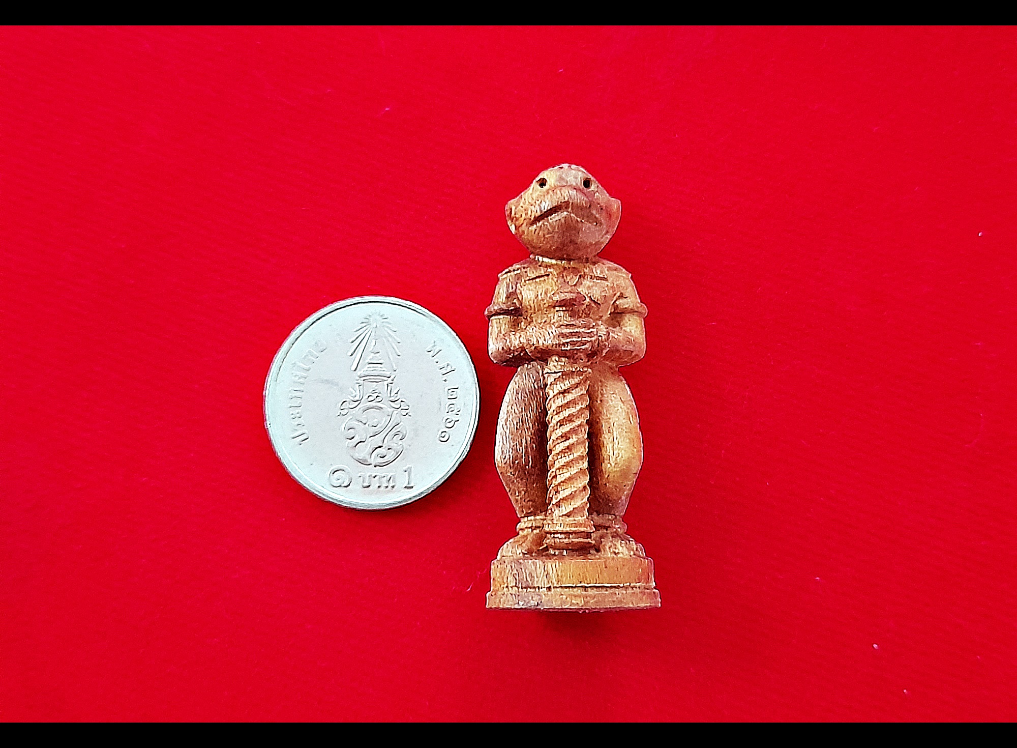 เครื่องรางเทพพญาวานร องคต แกะสลัก เนื้อไม้ขนุนฟ้าผ่า ฐานบรรจุมวลสาร(ผงคชสาร หลวงพ่อดิ่ง วัดบางวัว - ลูกอมหลวงพ่อพริ้ง วัดบางปะกอก) ปี2564 #รับประกันแท้ - หลวงพ่อบ๊ะ วัดโพธิ์ลังกา