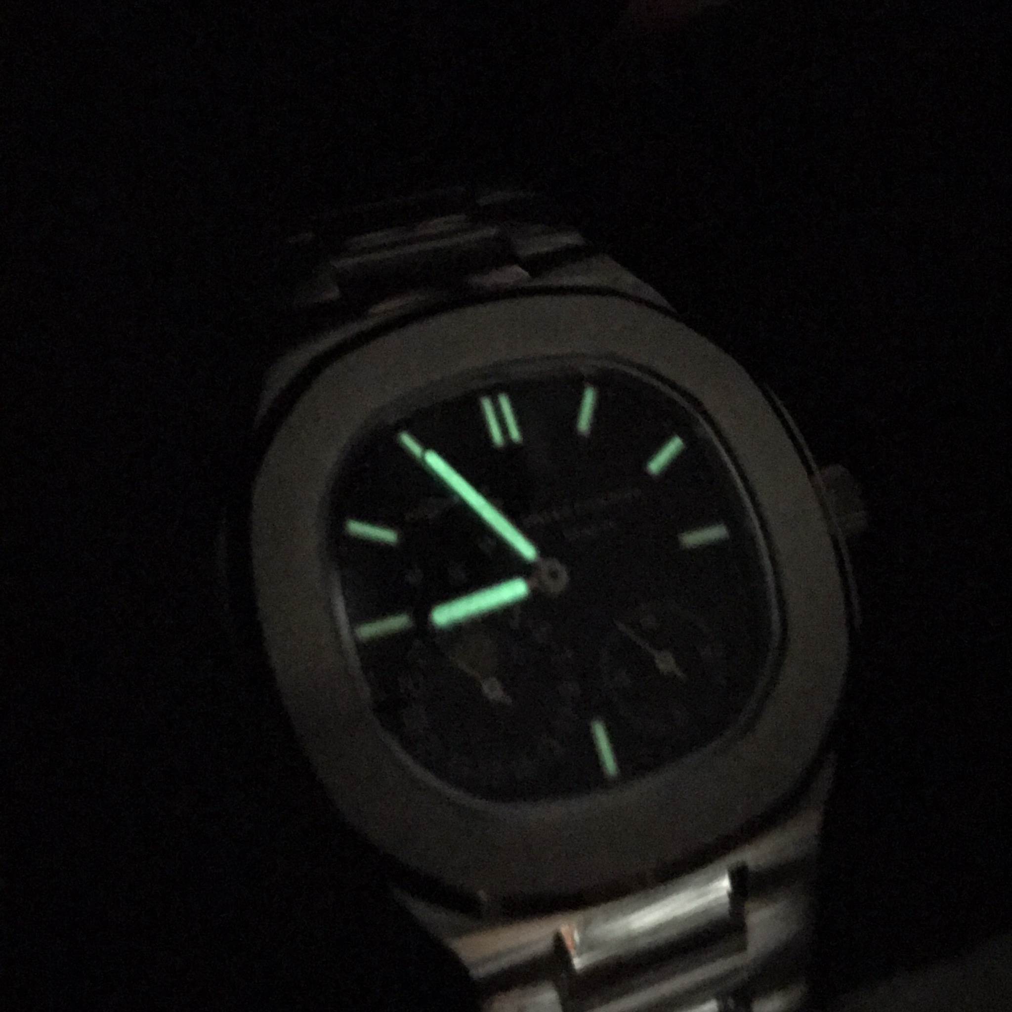 นาฬิกา Patek Philippe Men's Nautilus สายแสตนเลสแท้ หน้าดำ