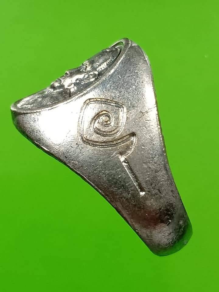 แหวน (ขนาด20มิลลิเมตร) หลวงพ่อกวย วัดโฆสิตาราม เนื้ออัลปาก้า (ออกบูชาจากวัดโฆสิตาราม) ปี2561 #รับประกันแท้