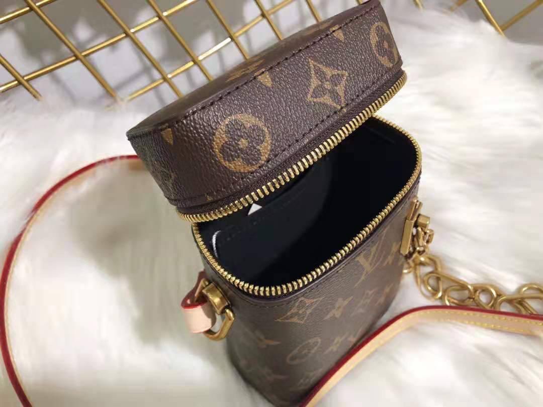 กระเป๋า lv phone box 11x17cm