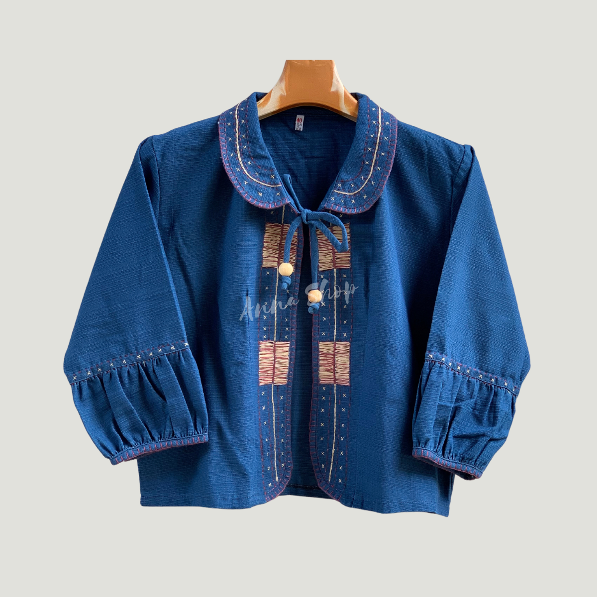 เสื้อคลุมพื้นเมือง คอบัวแขนตุ๊กตา ผูกโบว์สวยๆ งานแฮนเมด งานปักฝีมือแนวร่วมสมัย คลุมได้ ทุกฤดูไม่ว่าแดดจะแรง ลมเย็นแค่ไหนก็สบาย