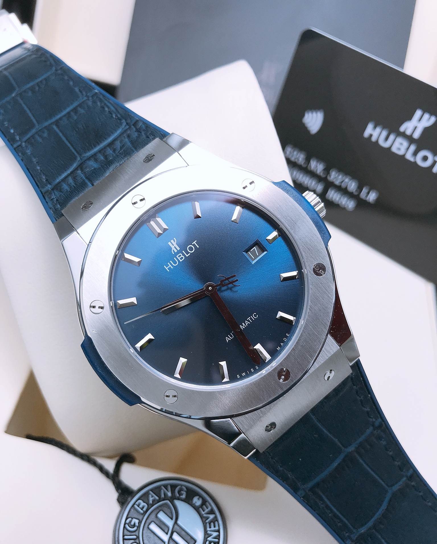 นาฬิกา Hublot Fusion Blue Titanium งาน Swiss Grade สายหนังแท้