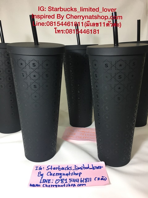 #StarbucksUSA Matte Black Pattern Cold Cup 24oz เท่มากๆให้คะแนน10เต็ม เท่ น่าสอยอะไรเบอร์นี้ #แก้วเก็บเย็นใบใหญ่24ozจากสตาร์บัคส์อเมริกา ใส่เครื่องดื่มได้เยอะใบใหญ่สะใจ #ใบนี้สีดำด้านมีลายตัวSและรูปดาวทั้งใบ #ความพิเศษของเนื้อด้านคือจับแล้วสัมผัสนุ่มมือ ไ