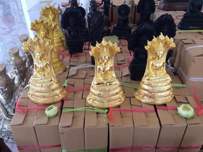 หลวงพ่อเจ็ดกษัตริย์ พระพุทธสิริสัตตราช ( พระบูชา ขนาดหน้าตัก 3 นิ้ว เนื้อโลหะชนวน ปิดทองคำแท้ )