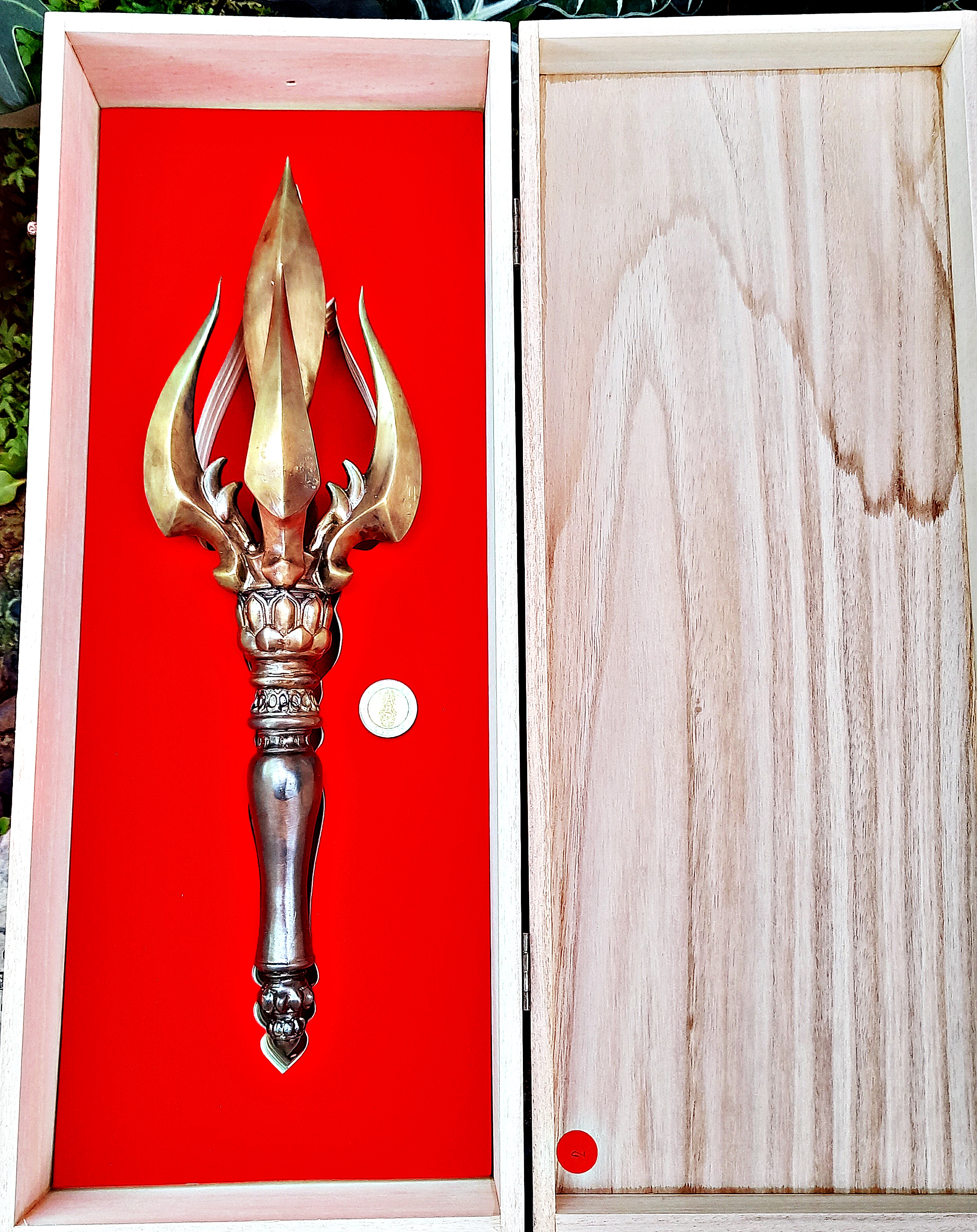 วชิราวุธ(สุดยอดอาวุธของพระอินทร์) (ขนาดใหญ่ 16นิ้ว) เนื้อทองเหลือง