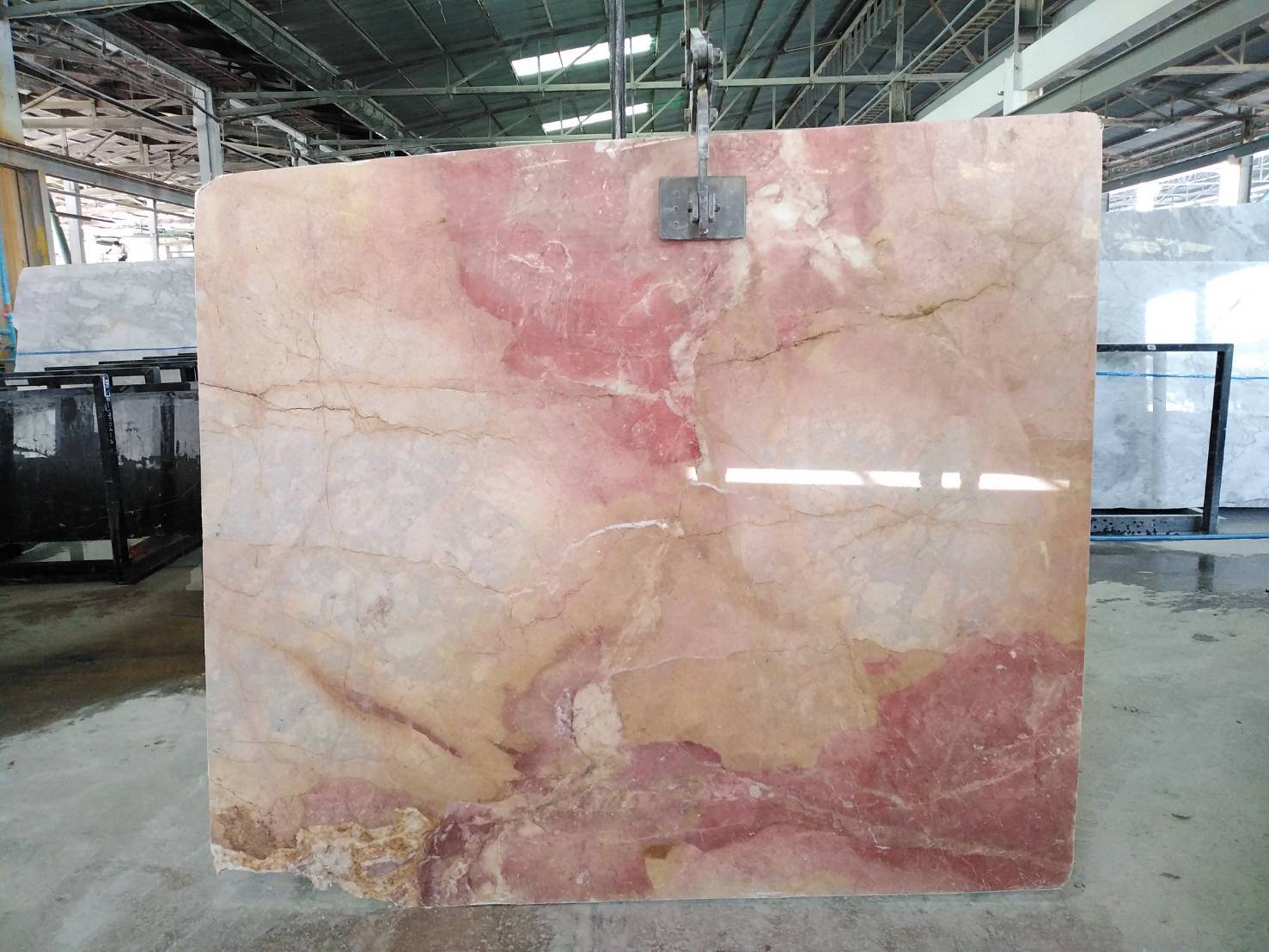 หินอ่อนชมพูทับกวาง Tubkwang Marble (TKM)