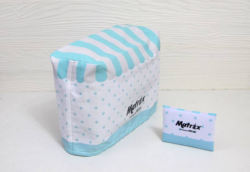 ผ้าพิมพ์ลาย สำหรับเย็บเป็นผ้าคลุมจักร และถุงใส่อุปกรณ์ (รุ่น TR1902)